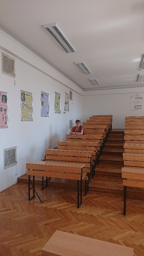 2 gymp d třída 8